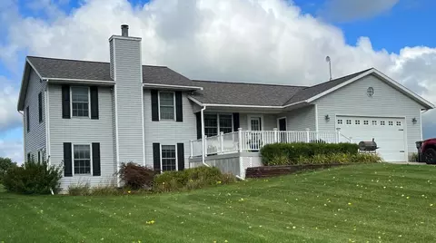 2485 48th Ave, Zeeland, MI 49464