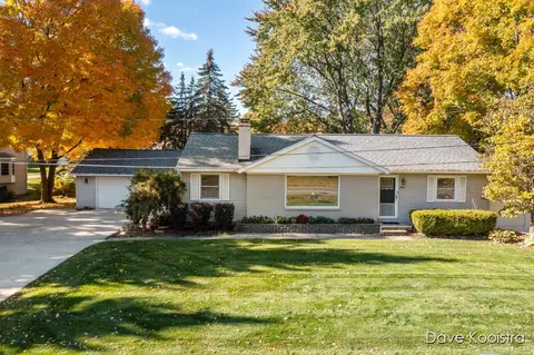 5191 Canal Ave SW, Grandville, MI 49418