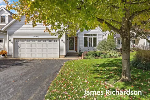 14005 Bayou Ridge Cir, Grand Haven, MI 49417