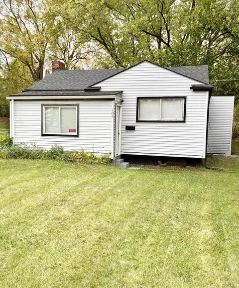108 Court St, Pontiac, MI 48342