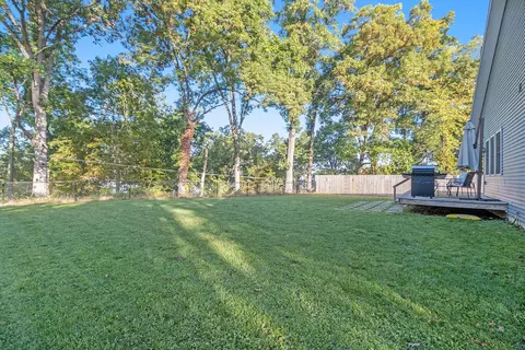 Exterior - 7811 N 39th St, Augusta, MI 49012 photo 6 of 6