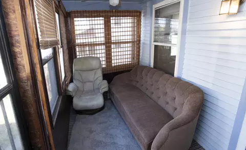 431 Madison St, Jackson, MI 49202 photo 3