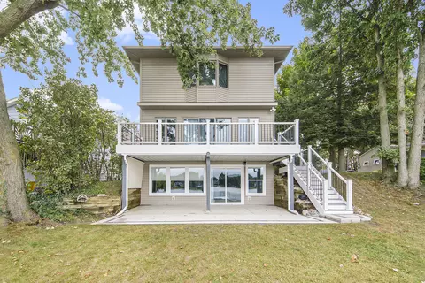 7210 Harbor St NE, Rockford, MI 49341