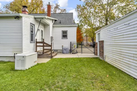 2422 Midday St, Jackson, MI 49203 photo 43