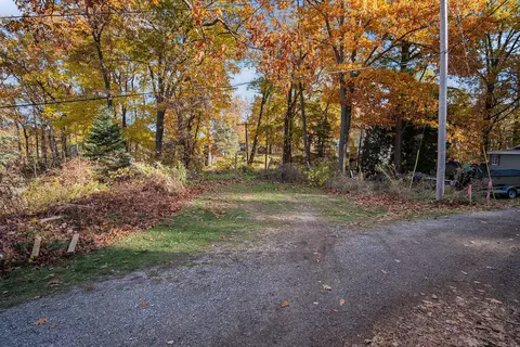 12349 Woodland Park Dr NE, Belding, MI 48809