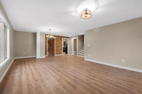 614 Walnut St, Three Rivers, MI 49093 photo 8