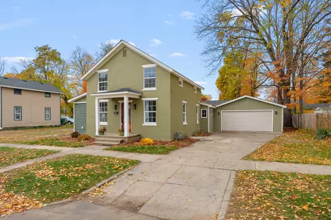 614 Walnut St, Three Rivers, MI 49093 photo 2