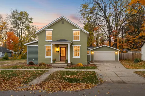 614 Walnut St, Three Rivers, MI 49093
