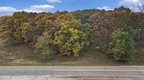896 Ridge Rd, Chelsea, MI 48118