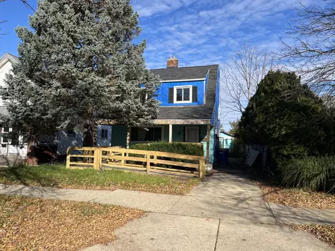859 Lake Michigan Dr NW, Grand Rapids, MI 49504
