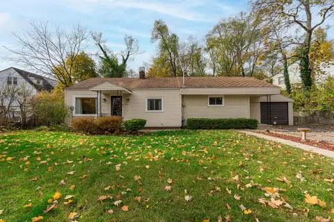 3426 Ash St, Kalamazoo, MI 49001