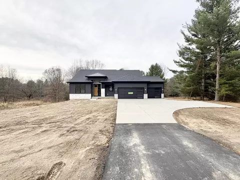 9197 Alaska Ave SE, Caledonia, MI 49316