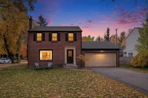 2324 Estelle Dr SE, Grand Rapids, MI 49506