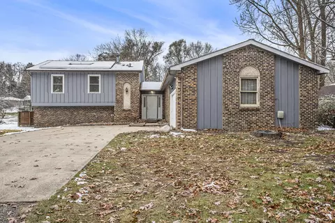186 Juanita Dr, Battle Creek, MI 49014