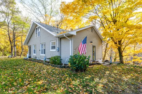 4732 South St, Benton Harbor, MI 49022