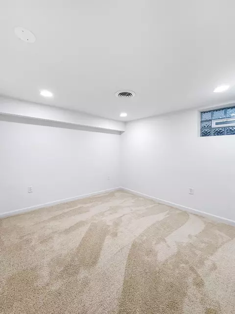 23039 Cushing Ave, Eastpointe, MI 48021 photo 34