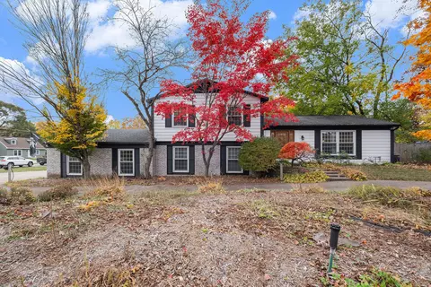 2390 Basswood St, Jenison, MI 49428