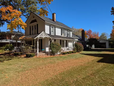 122 N Hudson St, Coldwater, MI 49036