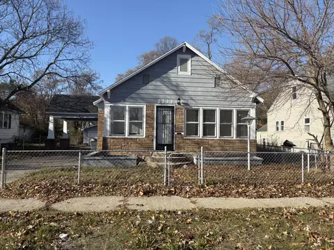 2233 Mcilwraith St, Muskegon, MI 49444