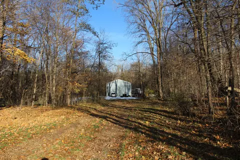 58573 Oak Grove Rd, Cassopolis, MI 49031