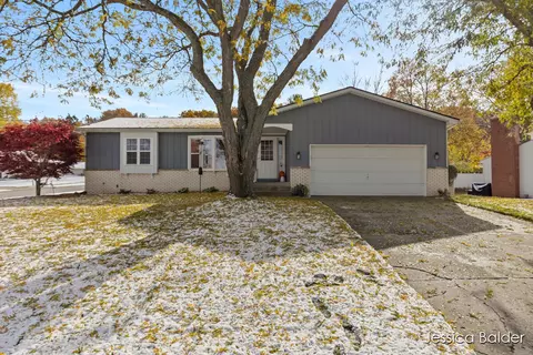 6908 Marshall Ave SE, Grand Rapids, MI 49508