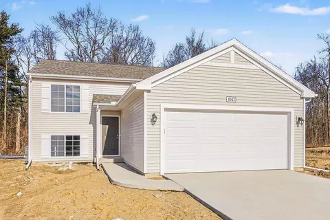 4043 Sugarsand Ln, Bridgman, MI 49106