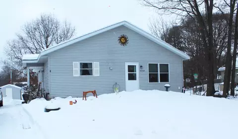 15149 David Ave, Grand Haven, MI 49417