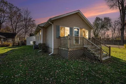 1908 E Stockbridge Ave, Kalamazoo, MI 49001