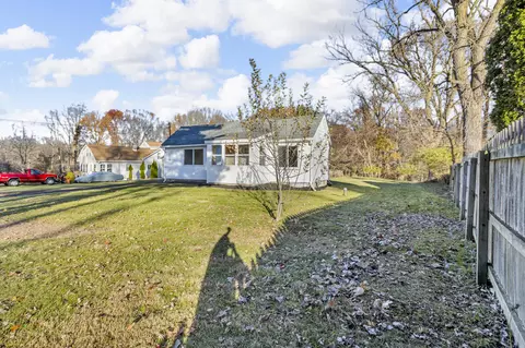 323 Sycamore St, Jackson, MI 49202 photo 24