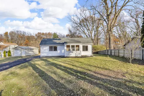 323 Sycamore St, Jackson, MI 49202
