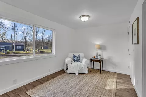 323 Sycamore St, Jackson, MI 49202 photo 6