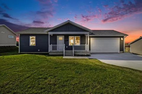 259 Stonecrest Dr, Shelby, MI 49455