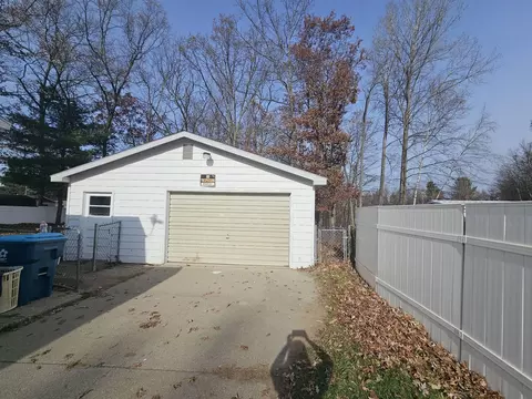 6361 Robin Dr, Harrison, MI 48625 photo 21