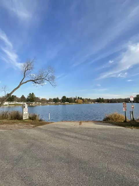 6361 Robin Dr, Harrison, MI 48625 photo 5