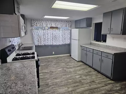 6361 Robin Dr, Harrison, MI 48625 photo 6