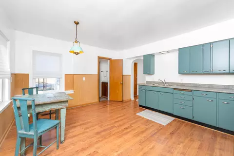 Kitchen - 54516 Silver St, Mendon, MI 49072 photo 2 of 2