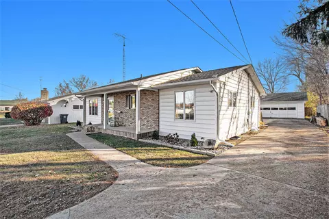 127 Devoll Ct, Battle Creek, MI 49015