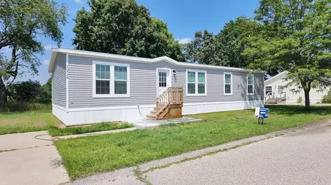 20768 Kalamazoo Rd, Big Rapids, MI 49307