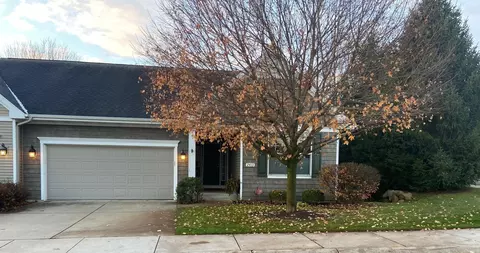 2413 Shady Oak Cv #68, Portage, MI 49024
