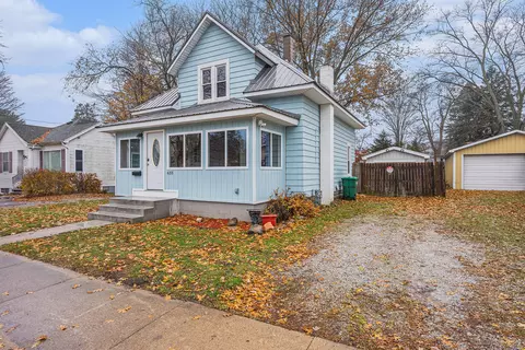 633 S Constantine St, Three Rivers, MI 49093 photo 5