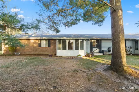 5825 Leisure South Dr SE #157, Grand Rapids, MI 49548