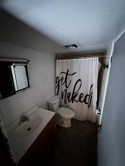 7600 Dixon Rd, Monroe, MI 48161 photo 4