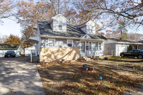 1450 Wesley Ave, Muskegon, MI 49442