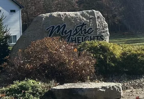 10711 Mystic Heights Trl, Mattawan, MI 49071