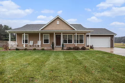 29209 62nd Ave, Lawton, MI 49065