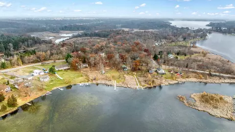7640 Napoleon Rd, Jackson, MI 49201 photo 3