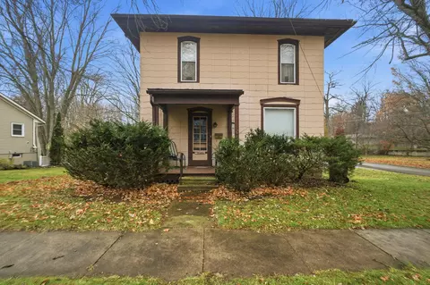345 N Mulberry St, Marshall, MI 49068