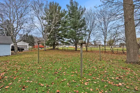 Exterior - 902 Millard St, Three Rivers, MI 49093 photo 4 of 4