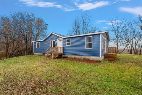 1465 64th St, Fennville, MI 49408