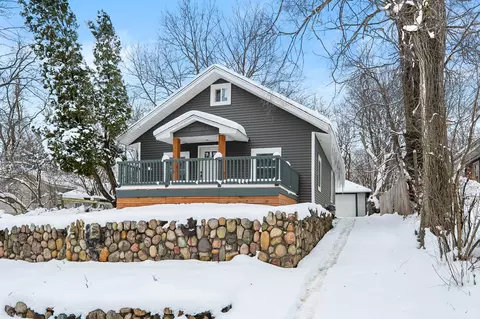 407 Wallace Ave, Kalamazoo, MI 49048